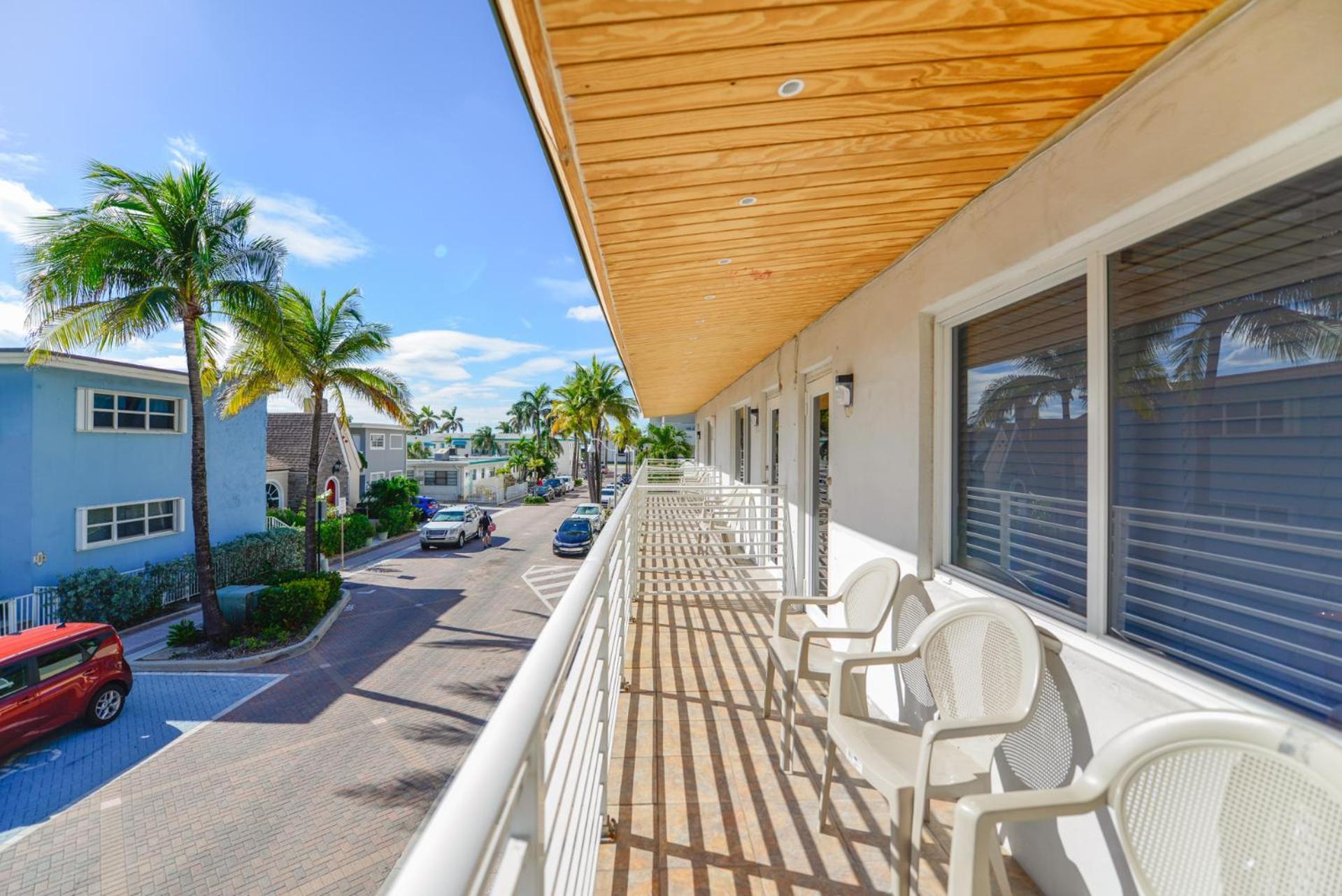 Amazing Balcony Studio At The Beach With Parking -M44 Hollywood Kültér fotó
